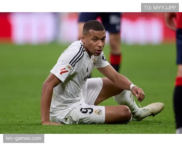 姆巴佩转会风波再起:天价报价引爆媒体热议,竞技状态成焦点