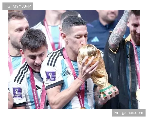 安赫尔·迪马利亚:边路组织与内切进攻兼具的进攻核心 安赫尔·迪马利亚:边路组织与内切进攻兼具的进攻核心